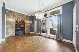 1510 Whispering Pines Dr, Houston, TX 77055 - Photo 10