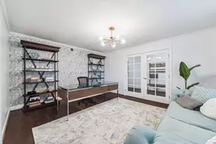 831 Merrick Dr, Sugar Land, TX 77478 - Photo 12