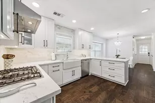 831 Merrick Dr, Sugar Land, TX 77478 - Photo 8