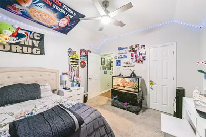 210 Jamie Court, La Porte, TX 77571 - Photo 14