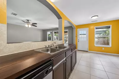 11735 Alief Clodine Road Road #50, Houston, TX 77072 - Photo 16