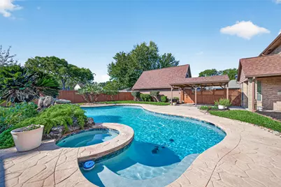 16217 Capri Drive, Jersey Village, TX 77040 - Photo 2
