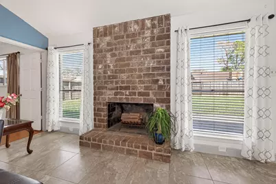 3031 Shawnee Drive, Sugar Land, TX 77479 - Photo 8