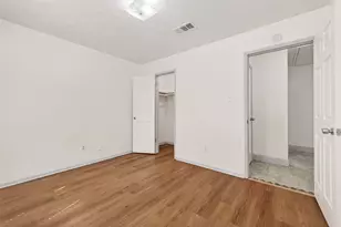 3031 Shawnee Dr, Sugar Land, TX 77479 - Photo 32