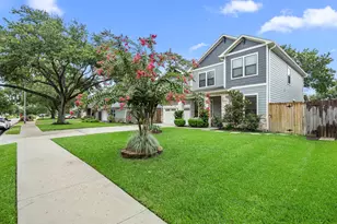 1527 Cheshire Ln, Houston, TX 77018 - Photo 2