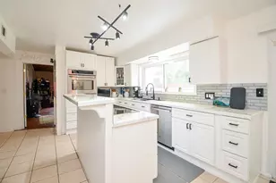 17823 S Cypress Villas Dr, Spring, TX 77379 - Photo 10