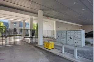 1406 Columbus St St, Houston, TX 77019 - Photo 16