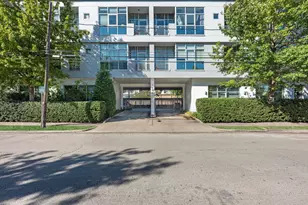 1406 Columbus St St, Houston, TX 77019 - Photo 2