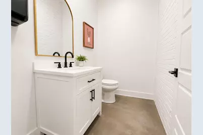 129 & 133 S Fulton Street, Wharton, TX 77488 - Photo 6