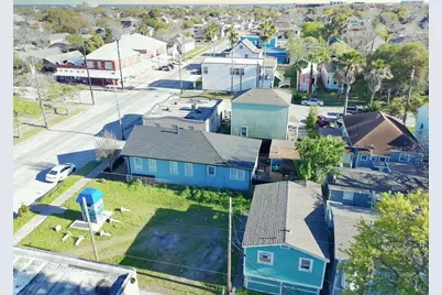 1415 39th Street, Galveston, TX 77550 - Photo 12