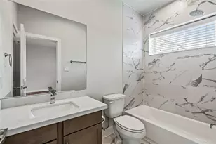 10610 Cascade Ledge Ln, Houston, TX 77025 - Photo 36