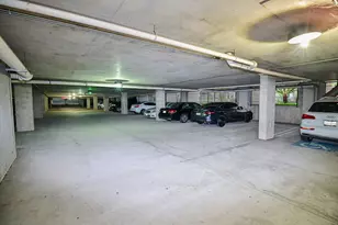 300 St Joseph Pkwy, Houston, TX 77002 - Photo 26