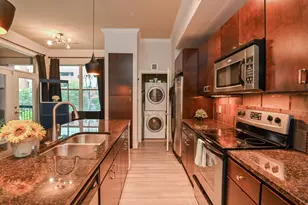 300 St Joseph Pkwy, Houston, TX 77002 - Photo 8