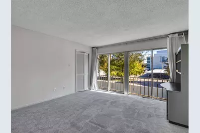 5050 Ambassador Way #218, Houston, TX 77056 - Photo 12