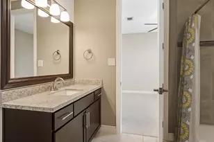 1113 W 18th St, Houston, TX 77008 - Photo 30