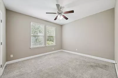 1113 W 18th Street #B, Houston, TX 77008 - Photo 6