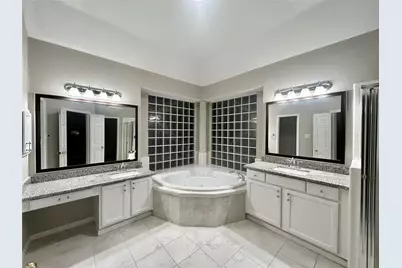 16807 Laguna Springs Drive, Houston, TX 77095 - Photo 32