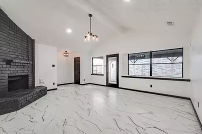 30 Crestbriar Court, Baytown, TX 77521 - Photo 6