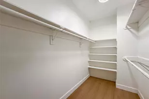 9533 Bayou Brook St, Houston, TX 77063 - Photo 26