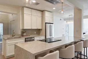 9533 Bayou Brook St, Houston, TX 77063 - Photo 8