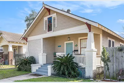 4419 Avenue Q 1/2, Galveston, TX 77550 - Photo 2