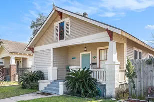 4419 Ave Q 1/2, Galveston, TX 77550 - Photo 2