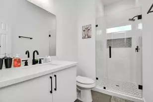 4909 Higgins St, Houston, TX 77033 - Photo 18