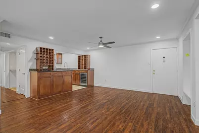 7575 Katy Freeway #4, Houston, TX 77024 - Photo 6