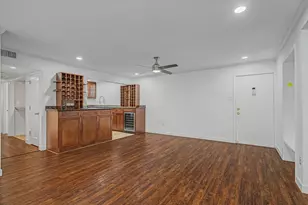 7575 Katy Fwy, Houston, TX 77024 - Photo 6