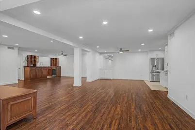 7575 Katy Freeway #4, Houston, TX 77024 - Photo 16