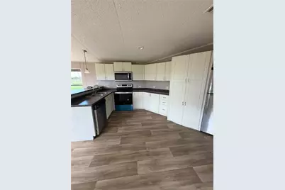 2922 N Fairway Drive, Angleton, TX 77515 - Photo 18