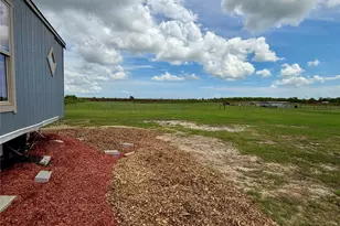 2922 N Fairway Dr, Angleton, TX 77515 - Photo 12