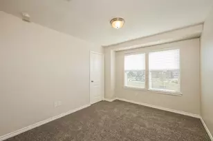 220 Colonial Blf, Universal City, TX 78148 - Photo 8
