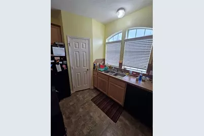 1606 Village Townhome Drive, Pasadena, TX 77504 - Photo 6