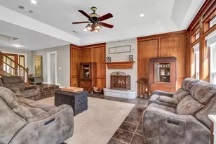 1314 Remington Ct, Angleton, TX 77515 - Photo 18
