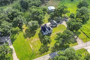 1314 Remington Ct, Angleton, TX 77515 - Photo 48