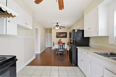 4218 Avenue S, Galveston, TX 77550 - Photo 24