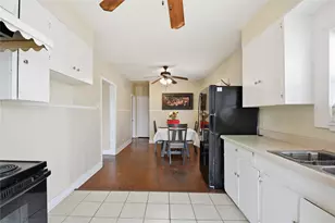 4218 Ave S, Galveston, TX 77550 - Photo 24