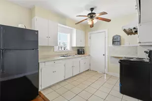 4218 Ave S, Galveston, TX 77550 - Photo 22