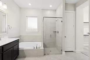 18213 Upper Brook St, Conroe, TX 77302 - Photo 40