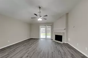 18131 Gravenhurst Ln, Tomball, TX 77377 - Photo 2