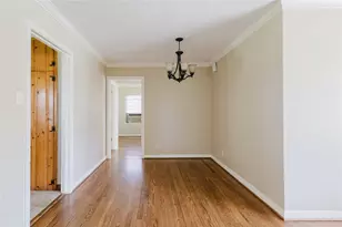 5210 De Lange Ln, Houston, TX 77092 - Photo 8