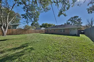 5210 De Lange Ln, Houston, TX 77092 - Photo 26