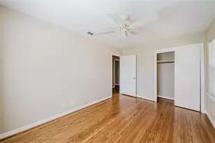 5210 De Lange Ln, Houston, TX 77092 - Photo 22