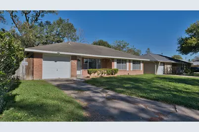 5210 De Lange Lane, Houston, TX 77092 - Photo 1