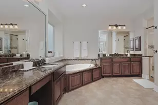 18 Shallowford, The Woodlands, TX 77375 - Photo 16