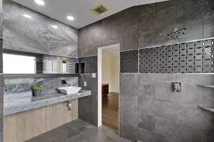 16111 Marcelia Dr, Houston, TX 77049 - Photo 22