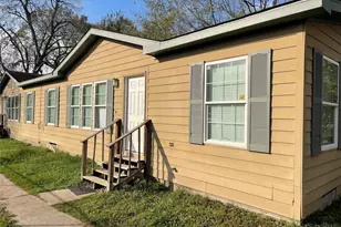 8715 Knox St, Houston, TX 77088 - Photo 1