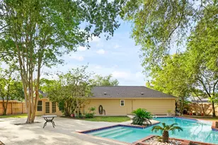11804 Westmere Dr, Houston, TX 77077 - Photo 22
