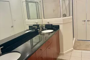 3311 Yupon St, Houston, TX 77006 - Photo 10